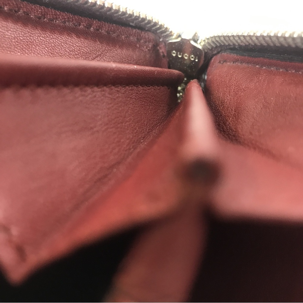 🚫🚫SOLD🚫🚫Custom Gucci Embossed Burgundy Leather Zip Around Wallet on Chain - Picture 9 of 16